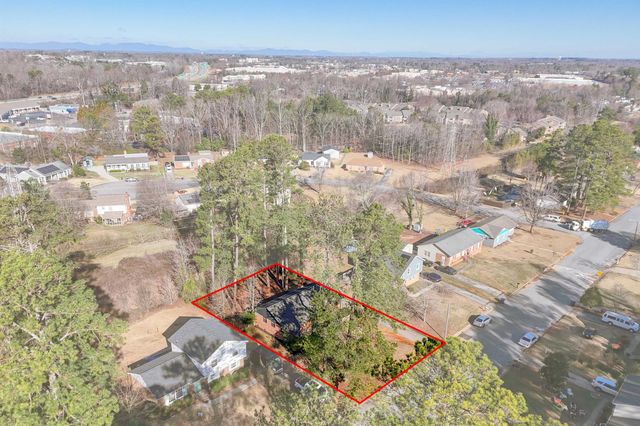 123 Heather Dr Drive, Spartanburg, SC 29301