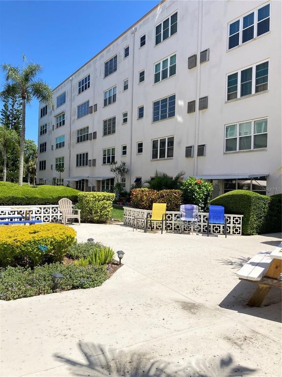 5603 80TH STREET N 310, St Petersburg, FL 33709