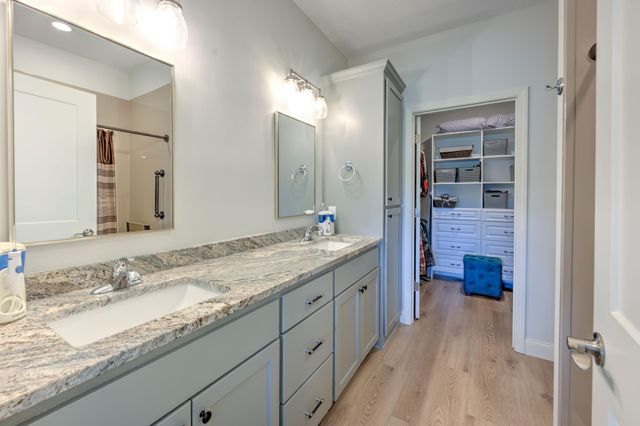 1292 Naser Way, New Richmond, WI 54017