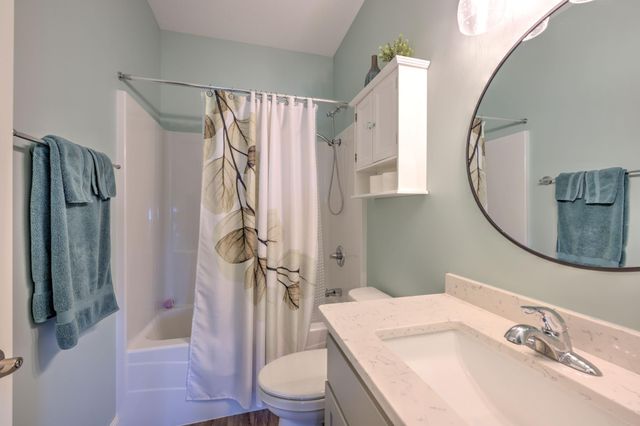 1292 Naser Way, New Richmond, WI 54017