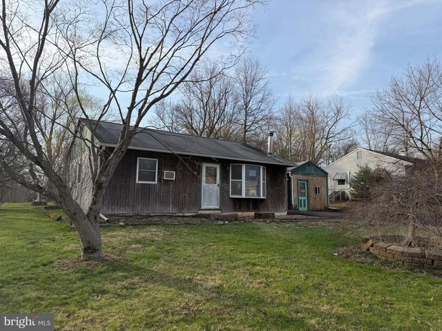 1949 OVERBROOK RD, Hatfield, PA 19440