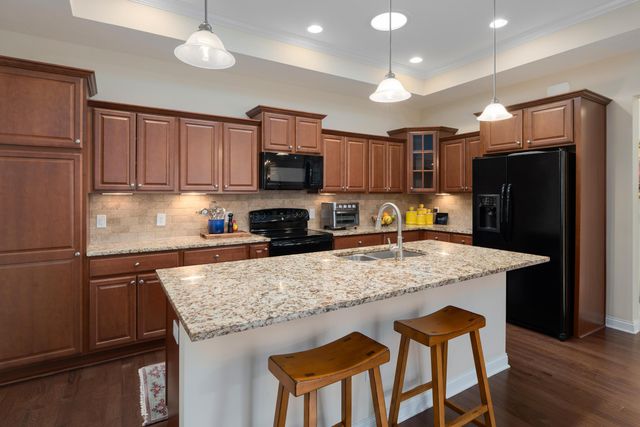 3862 Foresta Grand Drive, Powell, OH 43065