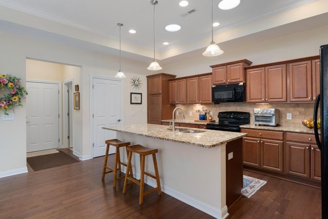 3862 Foresta Grand Drive, Powell, OH 43065