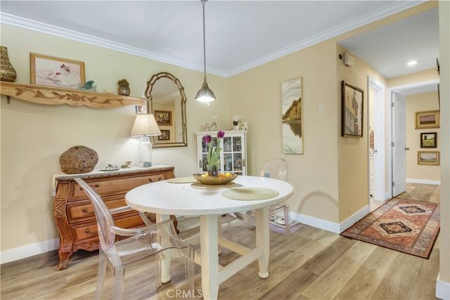 957 Calle Aragon N, Laguna Woods, CA 92637