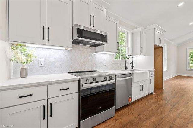 2549 Pinetop Avenue, Graham, NC 27253