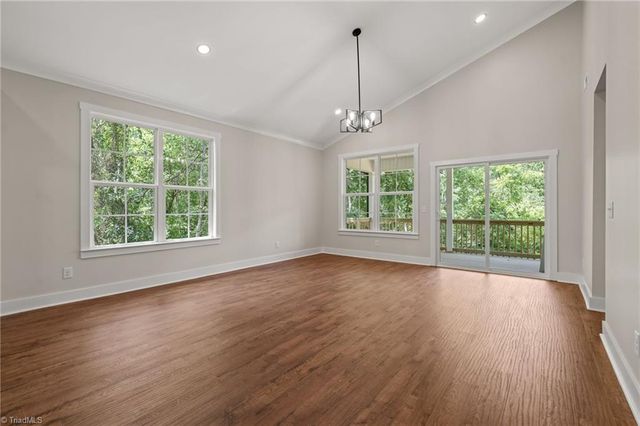 2549 Pinetop Avenue, Graham, NC 27253
