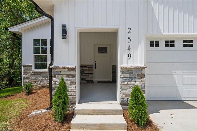 2549 Pinetop Avenue, Graham, NC 27253