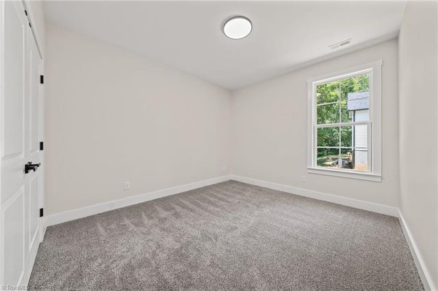 2549 Pinetop Avenue, Graham, NC 27253