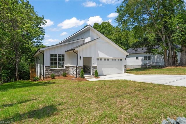 2549 Pinetop Avenue, Graham, NC 27253