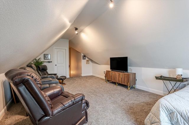 161 Helton Drive, Granbury, TX 76049