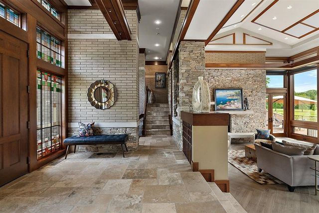 1878 Watermark Drive, Grand Rapids, MI 49546