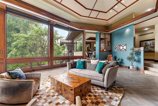 1878 Watermark Drive, Grand Rapids, MI 49546