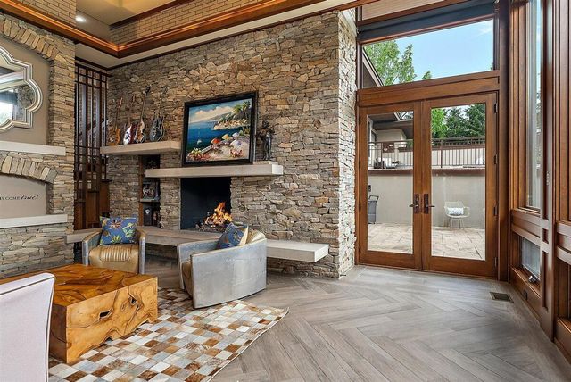 1878 Watermark Drive, Grand Rapids, MI 49546