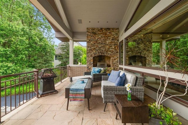 1878 Watermark Drive, Grand Rapids, MI 49546