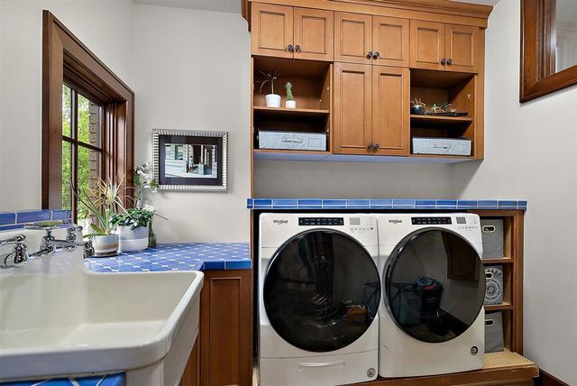 1878 Watermark Drive, Grand Rapids, MI 49546