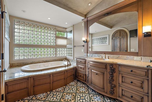 1878 Watermark Drive, Grand Rapids, MI 49546