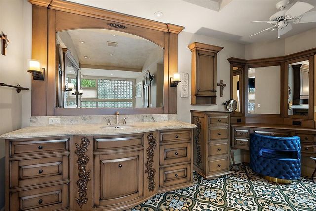 1878 Watermark Drive, Grand Rapids, MI 49546