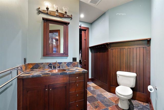 1878 Watermark Drive, Grand Rapids, MI 49546