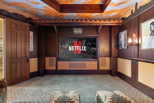 1878 Watermark Drive, Grand Rapids, MI 49546