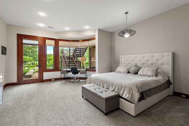 1878 Watermark Drive, Grand Rapids, MI 49546