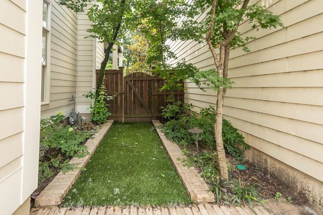 1014 HARBOR BEND CIR, Memphis, TN 38103