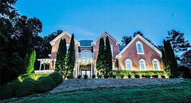 2650 Riverfront Drive, Snellville, GA 30039