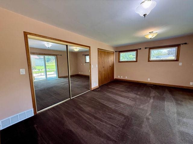 508 3rd Avenue NE, Byron, MN 55920