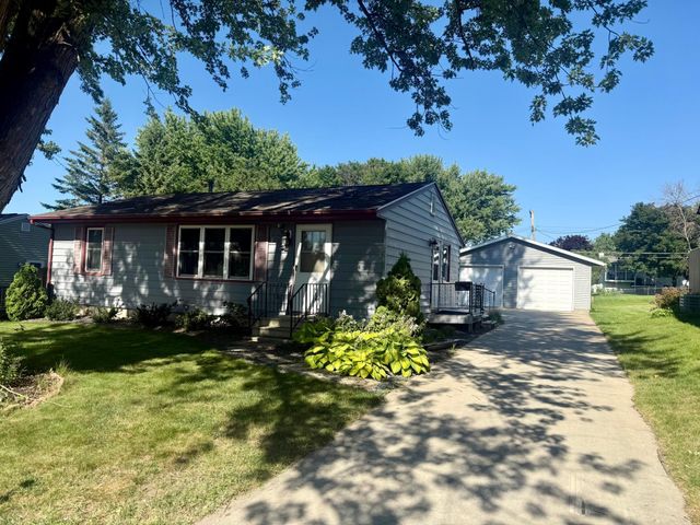 508 3rd Avenue NE, Byron, MN 55920