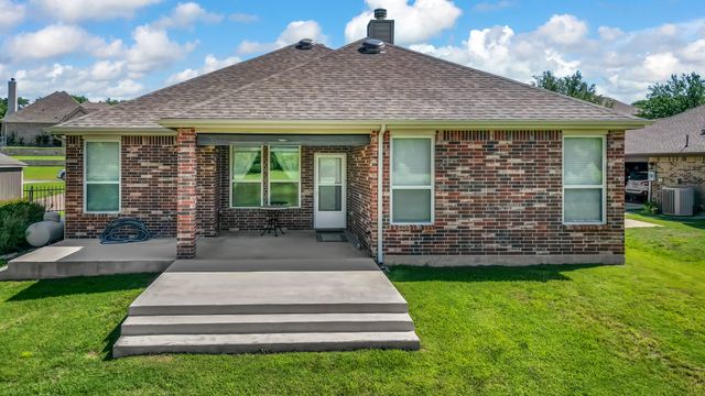 2033 Mason Pond Drive, Weatherford, TX 76085