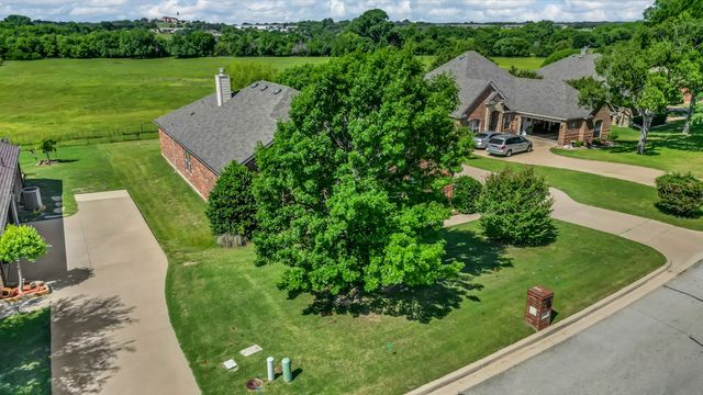2033 Mason Pond Drive, Weatherford, TX 76085