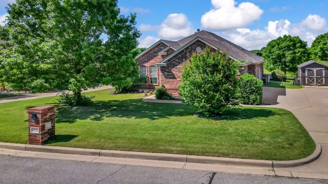 2033 Mason Pond Drive, Weatherford, TX 76085