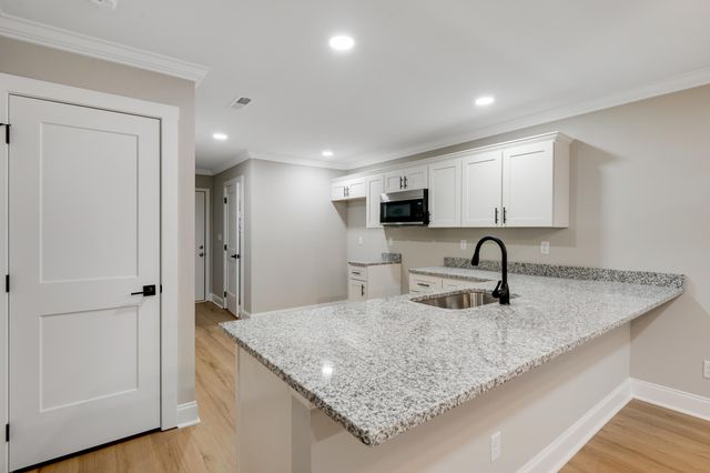 2807 Calhoun Avenue, Chattanooga, TN 37407