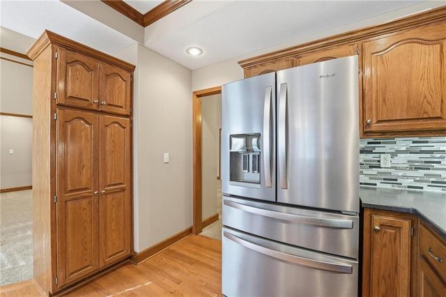 4131 SW Homestead Drive, Lee's Summit, MO 64082