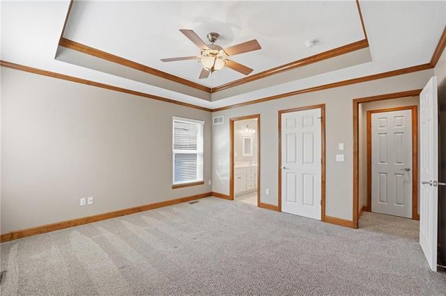 4131 SW Homestead Drive, Lee's Summit, MO 64082