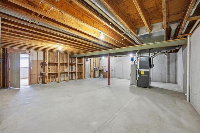 4131 SW Homestead Drive, Lee's Summit, MO 64082