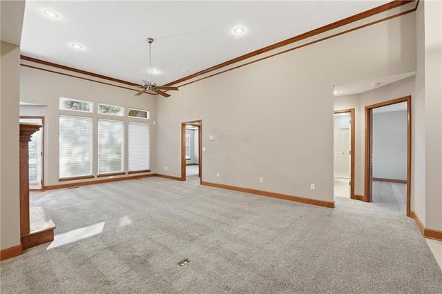 4131 SW Homestead Drive, Lee's Summit, MO 64082