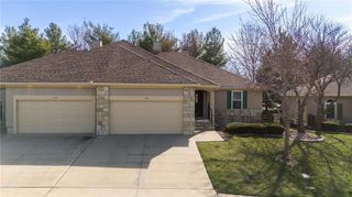 4131 SW Homestead Drive, Lee's Summit, MO 64082