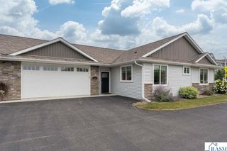 3118 Prairie Rose Drive, Mankato, MN 56001