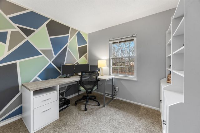 186 Walnut St, Barnstable, MA 02601