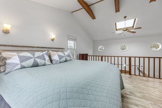 186 Walnut St, Barnstable, MA 02601