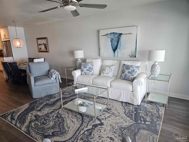 10641 Gulf Beach Hwy C, Pensacola, FL 32507