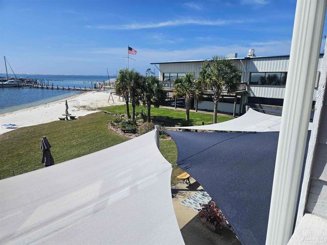 10641 Gulf Beach Hwy C, Pensacola, FL 32507