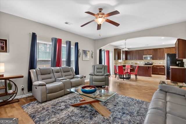 140 Mosswood Drive, Savannah, GA 31405