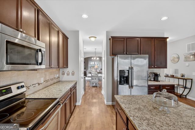 140 Mosswood Drive, Savannah, GA 31405