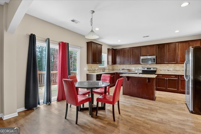 140 Mosswood Drive, Savannah, GA 31405