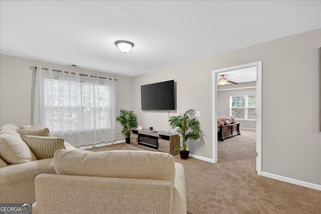 140 Mosswood Drive, Savannah, GA 31405