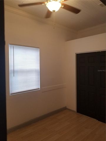 2107 W CHESTNUT STREET, Tampa, FL 33607