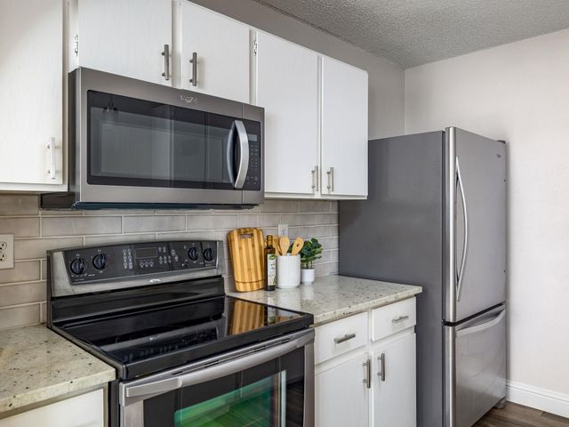 1811 Rainy Meadows DR, Austin, TX 78758