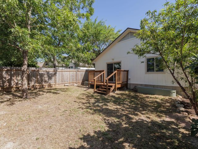 1811 Rainy Meadows DR, Austin, TX 78758