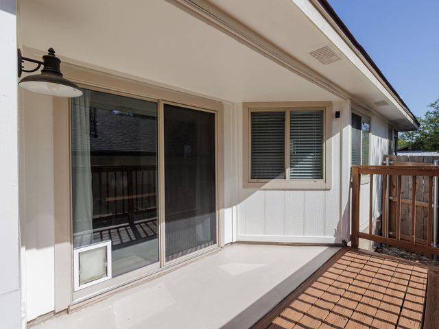 1811 Rainy Meadows DR, Austin, TX 78758